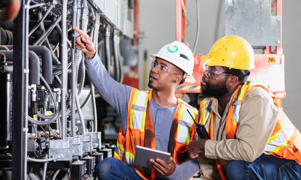 Best Local Electrician Companies  in Lakeway, TX